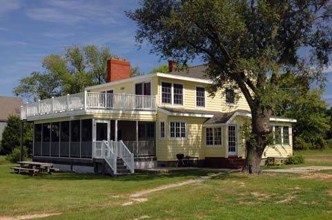 sunshine manor house
