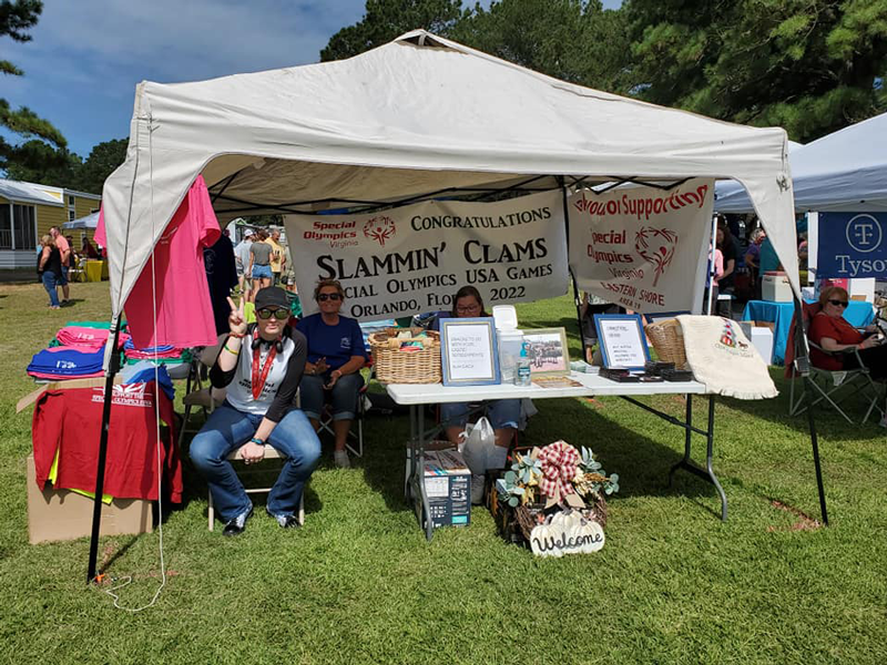Annual Cork & Craft Festival Slammin' Clams vendor