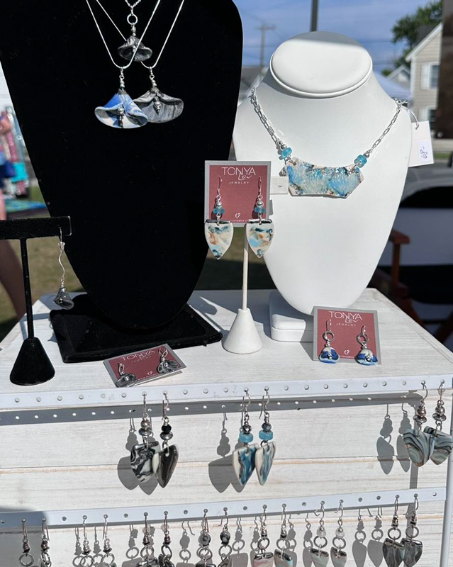 artisan jewelry farmers market