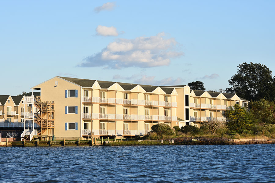 waterside inn - chincoteague virginia